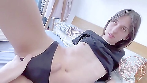 A brunette handjob in coffee cup and a cumshot in pov