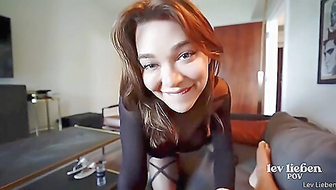 Brunette babe with a round ass enjoys her favorite porn