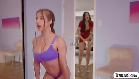 Brunette lady in stockings is happy to satisfy her boss