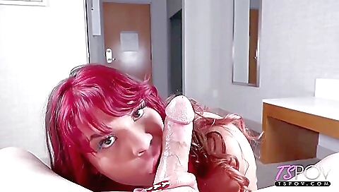 I get a big dick in my tight pussy in amateur porn