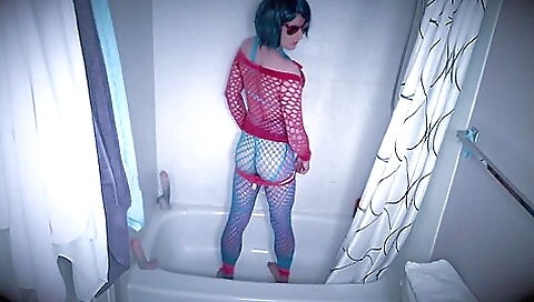 Latina has some sexy lingerie and stockings on the shower