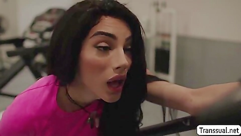 Bareback brunette babe gets her ass fucked and a facial